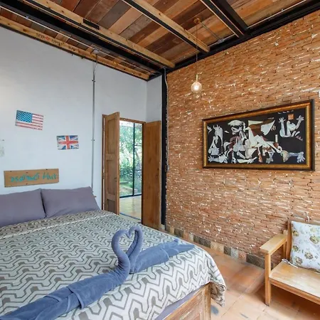 Voraman Hut Hotel Ban Pang Bo Hu Bon Exterior photo