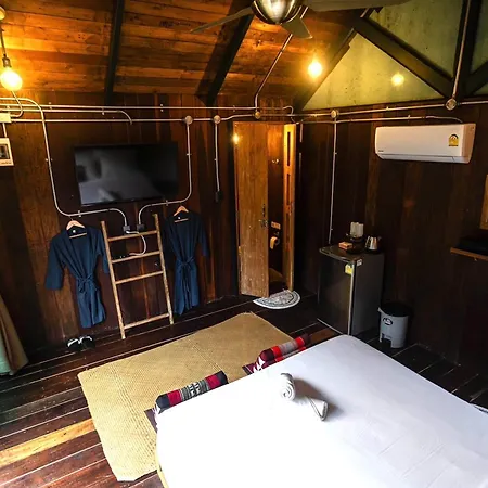 Voraman Hut Hotel Ban Pang Bo Hu Bon Exterior photo