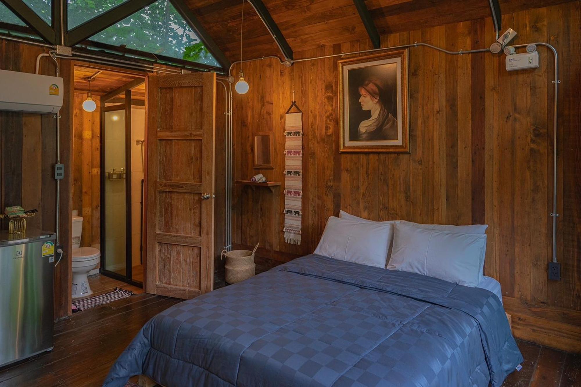 Hotel Voraman Hut
