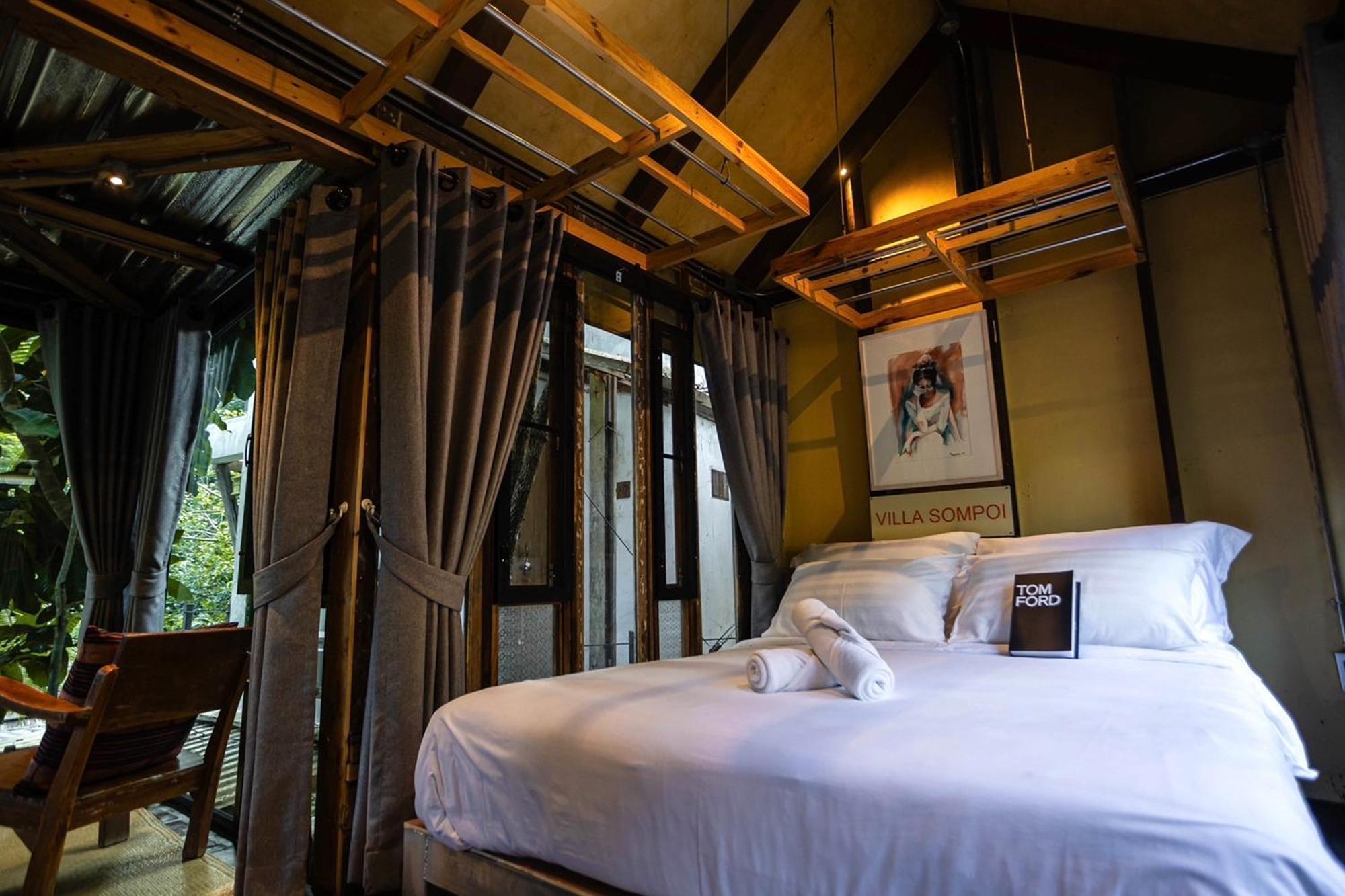 Hotel Voraman Hut